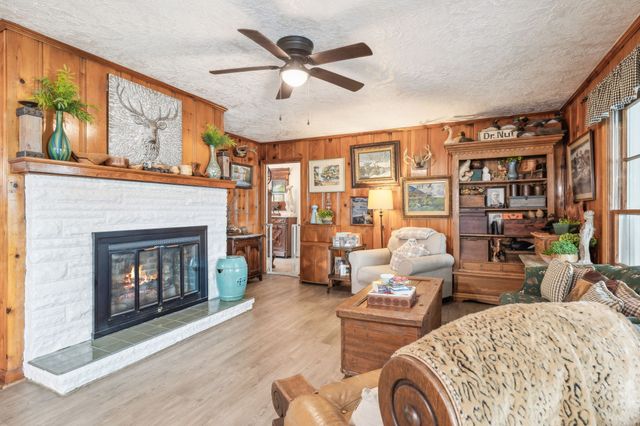 604 College Ave, E, Carthage, TN 37030