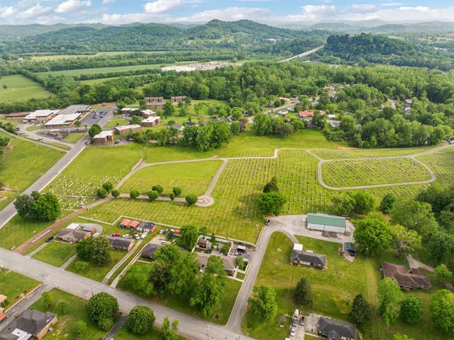 604 College Ave, E, Carthage, TN 37030