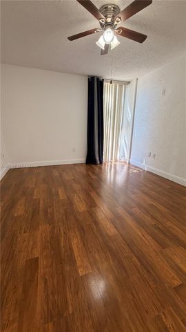 7075 NW 186th Street C208, Hialeah, FL 33015