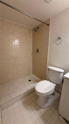 7075 NW 186th Street C208, Hialeah, FL 33015