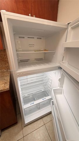 7075 NW 186th Street C208, Hialeah, FL 33015