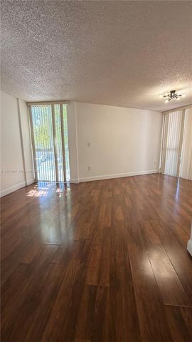 7075 NW 186th Street C208, Hialeah, FL 33015