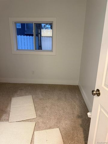 3860 Tower Hill Road, Houghton Lake, MI 48629