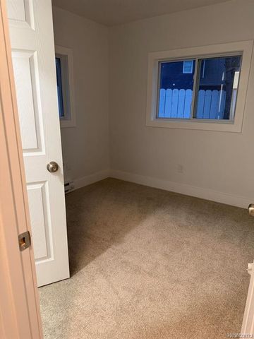 3860 Tower Hill Road, Houghton Lake, MI 48629