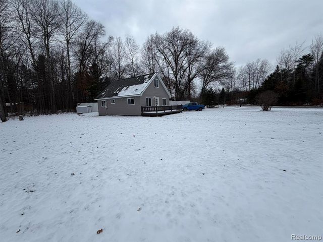 3860 Tower Hill Road, Houghton Lake, MI 48629