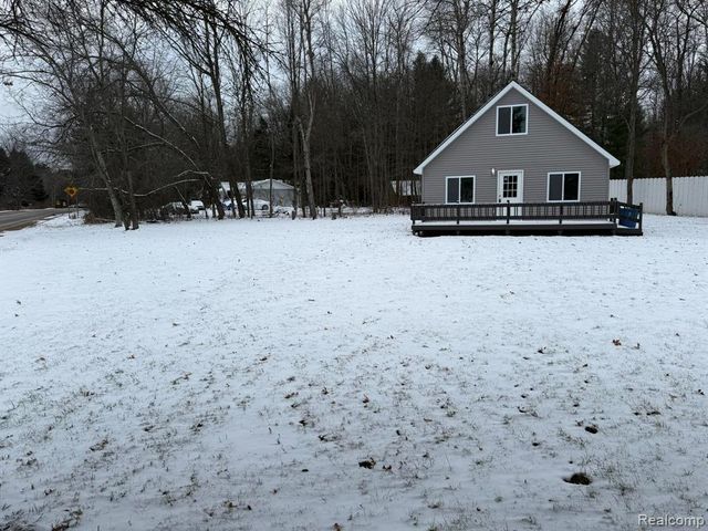 3860 Tower Hill Road, Houghton Lake, MI 48629