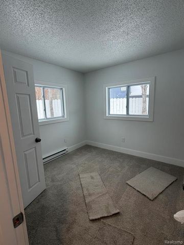 3860 Tower Hill Road, Houghton Lake, MI 48629