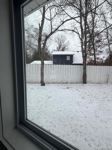 3860 Tower Hill Road, Houghton Lake, MI 48629