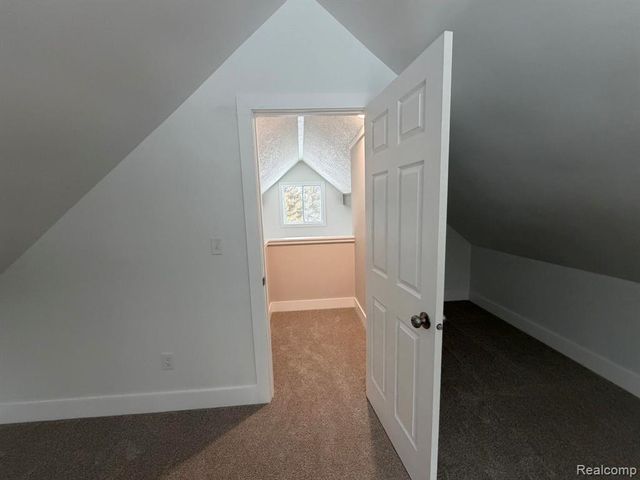 3860 Tower Hill Road, Houghton Lake, MI 48629