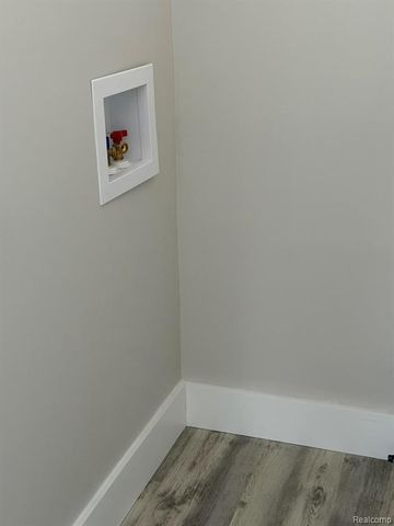 3860 Tower Hill Road, Houghton Lake, MI 48629