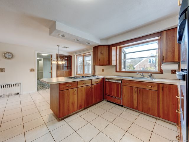 10 McKay Street, Torrington, CT 06790