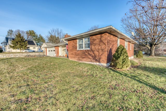 10 McKay Street, Torrington, CT 06790