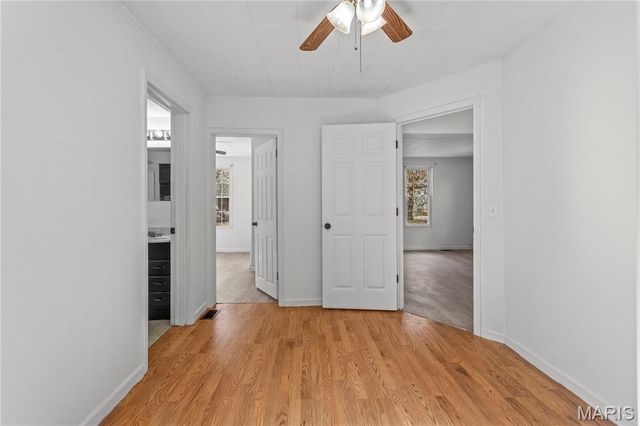 921 S 4th Street, De Soto, MO 63020