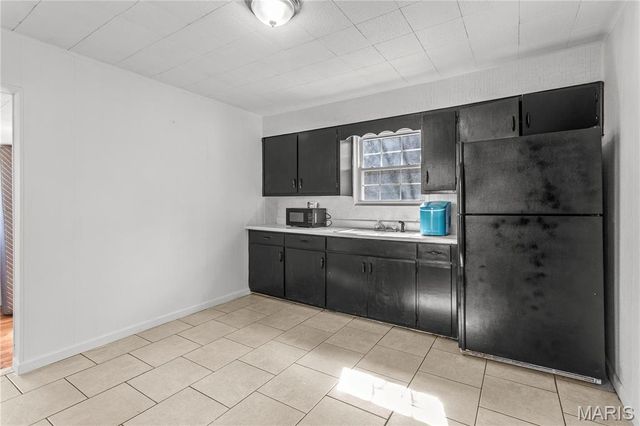 921 S 4th Street, De Soto, MO 63020