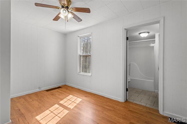 921 S 4th Street, De Soto, MO 63020