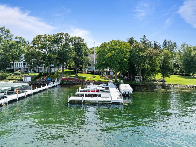 W2908 Walcowis DRIVE, Lake Geneva, WI 53147