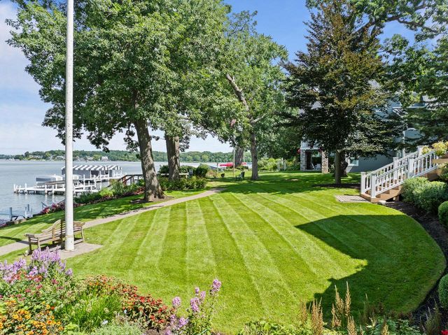 W2908 Walcowis DRIVE, Lake Geneva, WI 53147