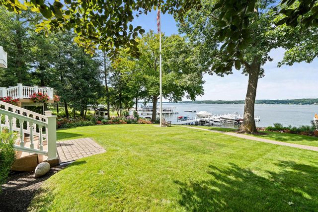 W2908 Walcowis DRIVE, Lake Geneva, WI 53147