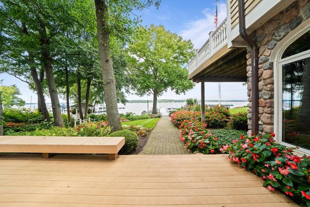 W2908 Walcowis DRIVE, Lake Geneva, WI 53147