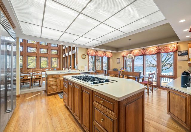W2908 Walcowis DRIVE, Lake Geneva, WI 53147