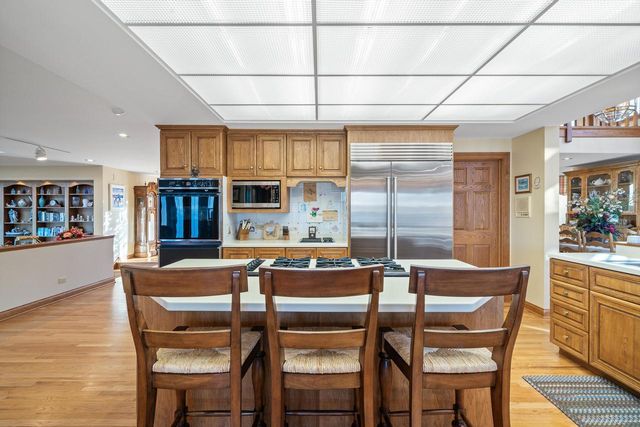 W2908 Walcowis DRIVE, Lake Geneva, WI 53147