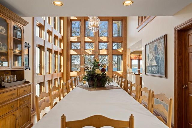 W2908 Walcowis DRIVE, Lake Geneva, WI 53147
