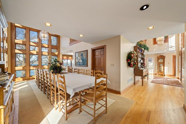 W2908 Walcowis DRIVE, Lake Geneva, WI 53147