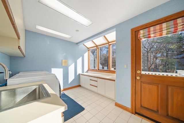 W2908 Walcowis DRIVE, Lake Geneva, WI 53147