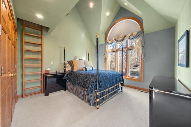 W2908 Walcowis DRIVE, Lake Geneva, WI 53147