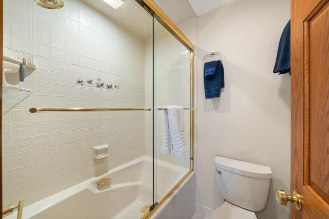 W2908 Walcowis DRIVE, Lake Geneva, WI 53147