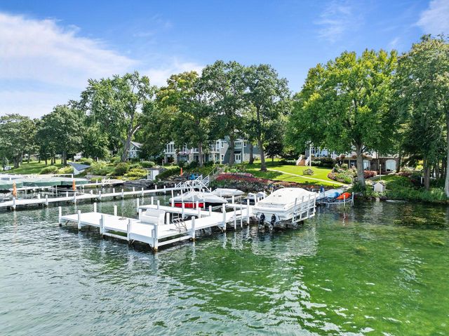 W2908 Walcowis DRIVE, Lake Geneva, WI 53147