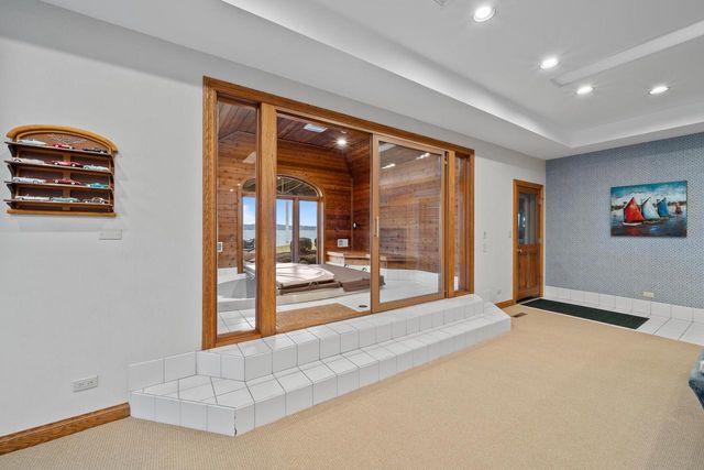 W2908 Walcowis DRIVE, Lake Geneva, WI 53147