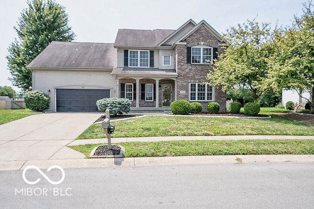 1254 Red Dunes Run, Avon, IN 46123
