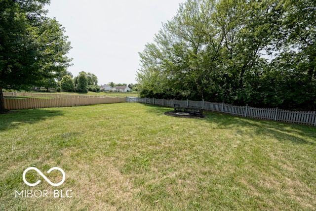 1254 Red Dunes Run, Avon, IN 46123