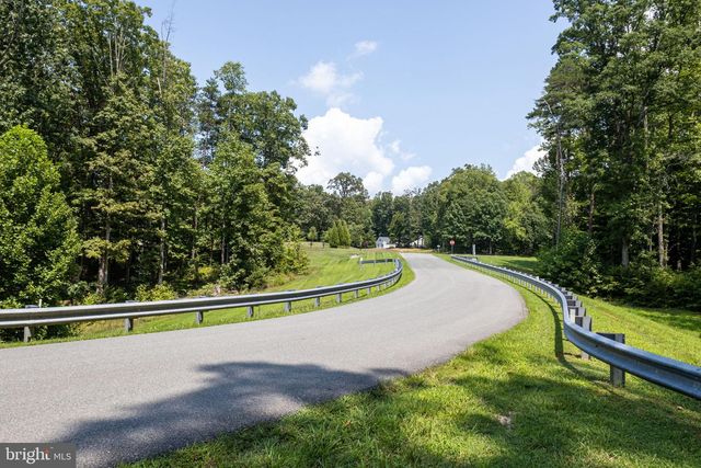 87 OLD HOUSE RD, Bumpass, VA 23024