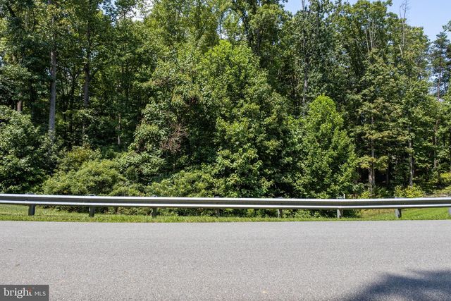 87 OLD HOUSE RD, Bumpass, VA 23024