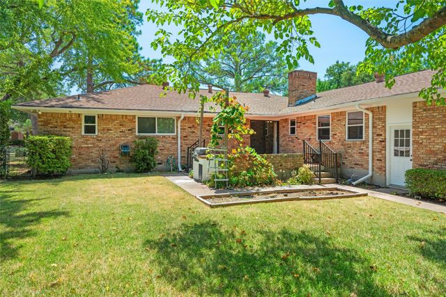 1601 Dakota Drive, Garland, TX 75043