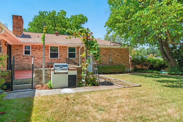 1601 Dakota Drive, Garland, TX 75043