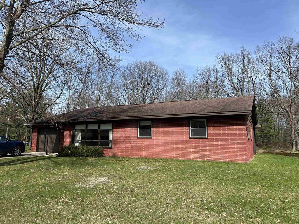 2100 N 42ND STREET, Wisconsin Rapids, WI 54494