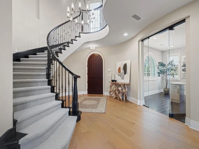 10911 Equestrian Ridge Ct, San Diego, CA 92130