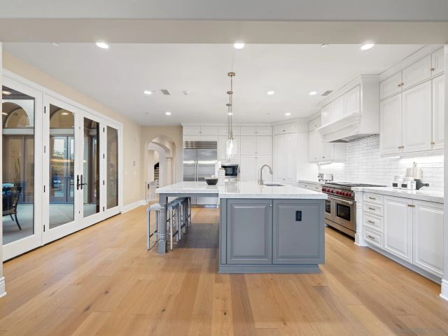 10911 Equestrian Ridge Ct, San Diego, CA 92130