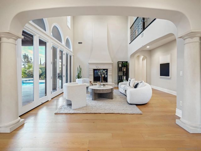 10911 Equestrian Ridge Ct, San Diego, CA 92130