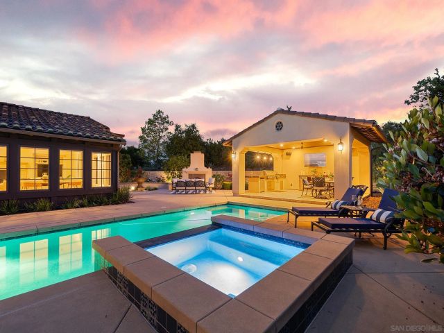 10911 Equestrian Ridge Ct, San Diego, CA 92130