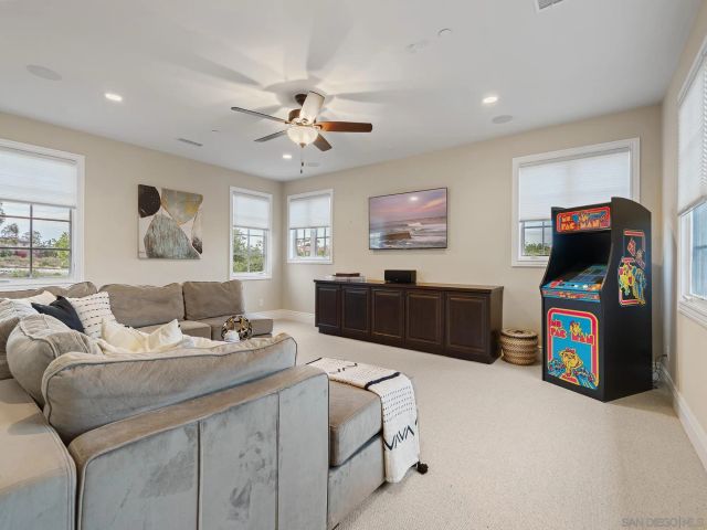 10911 Equestrian Ridge Ct, San Diego, CA 92130