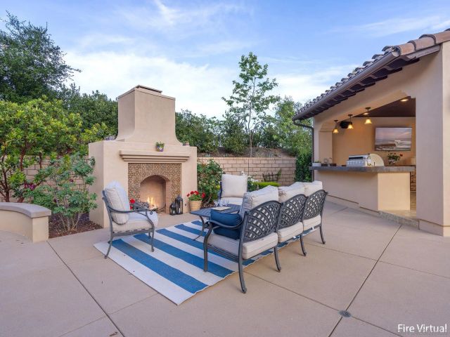 10911 Equestrian Ridge Ct, San Diego, CA 92130