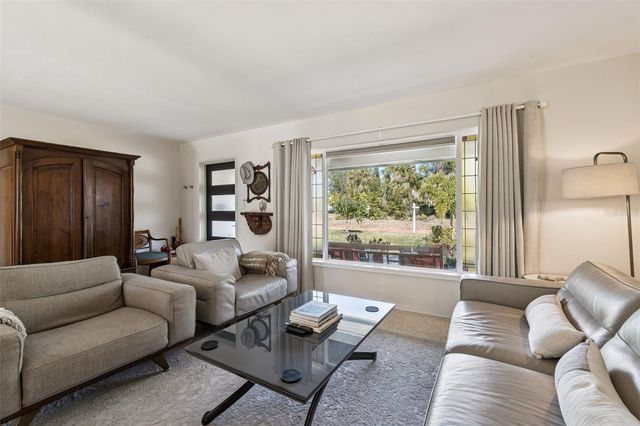 2000 SERPENTINE CIRCLE S, St Petersburg, FL 33712