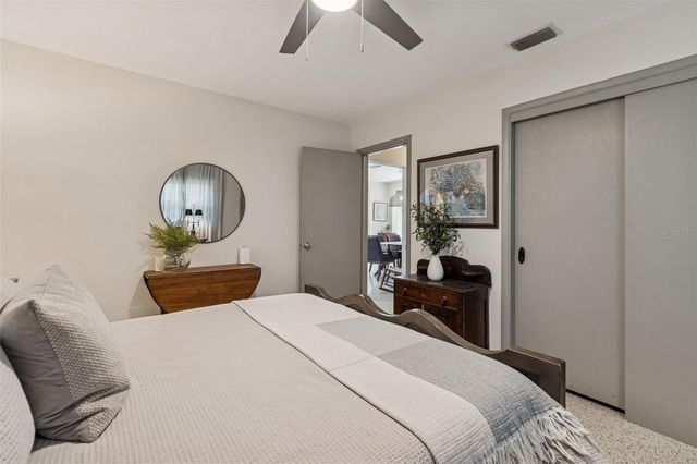 2000 SERPENTINE CIRCLE S, St Petersburg, FL 33712