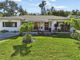 2000 SERPENTINE CIRCLE S, St Petersburg, FL 33712