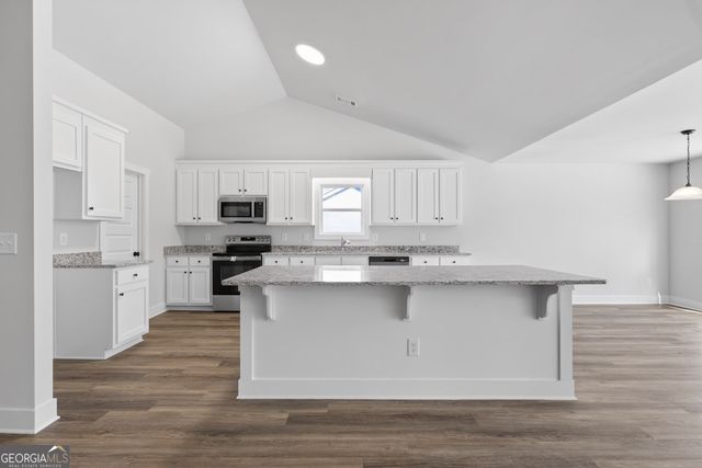 125 Chad Walk 61, Statham, GA 30666