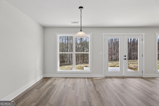 125 Chad Walk 61, Statham, GA 30666